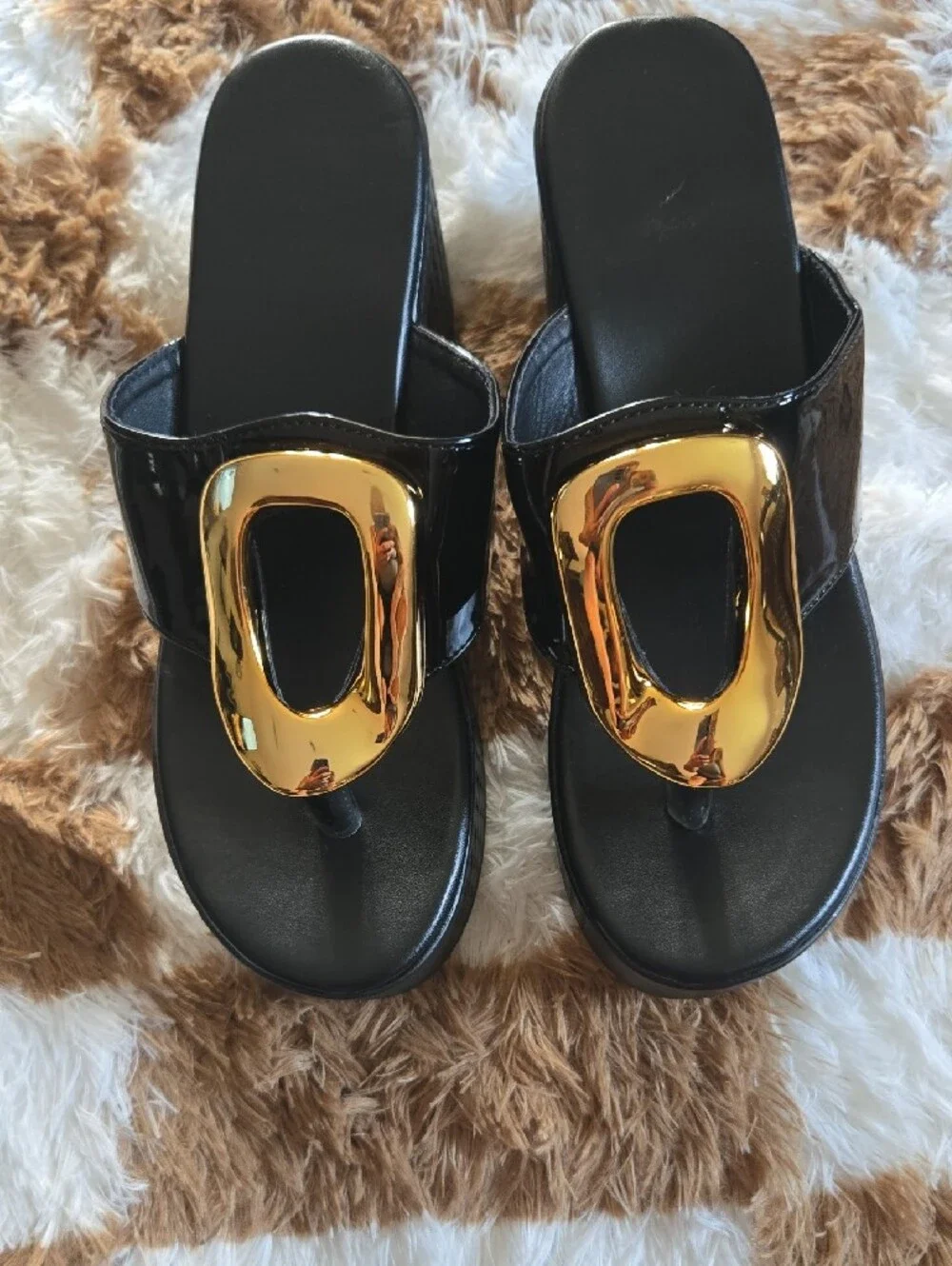 Black Platform Slide Sandals with Gold Accent⭐️✨️ NEW